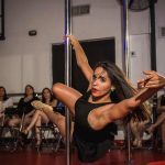 Animacion con pole dance depsedida de soltera